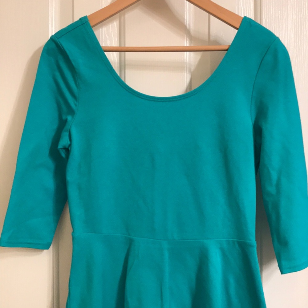 Dress - Picture 2 of 3